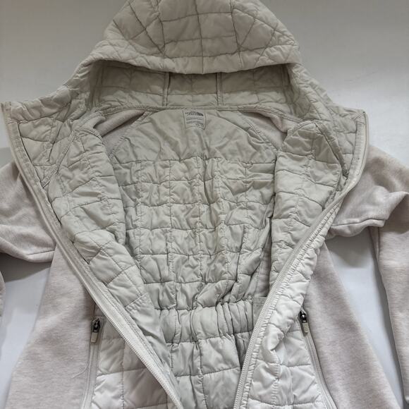 North Face Quilted Jacket Women’s Size XS White Gorpcore Hiking Outdoors - Picture 5 of 12